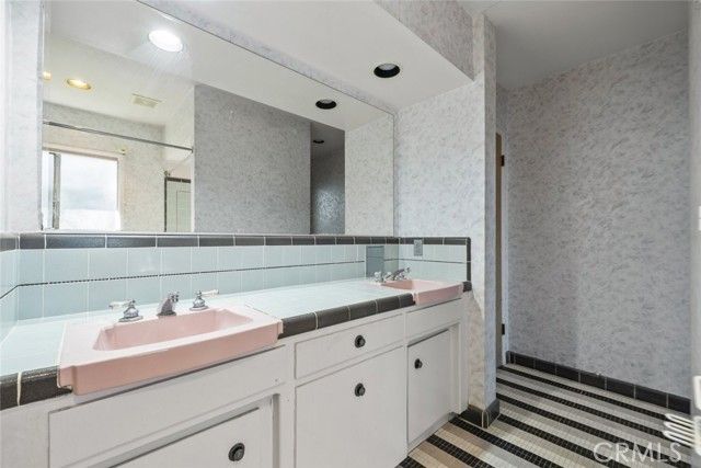 5120 Escobedo Drive, Woodland Hills (los Angeles), CA 91364