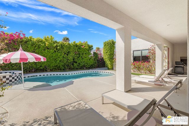 1441 Amelia Way, Palm Springs, CA 92262