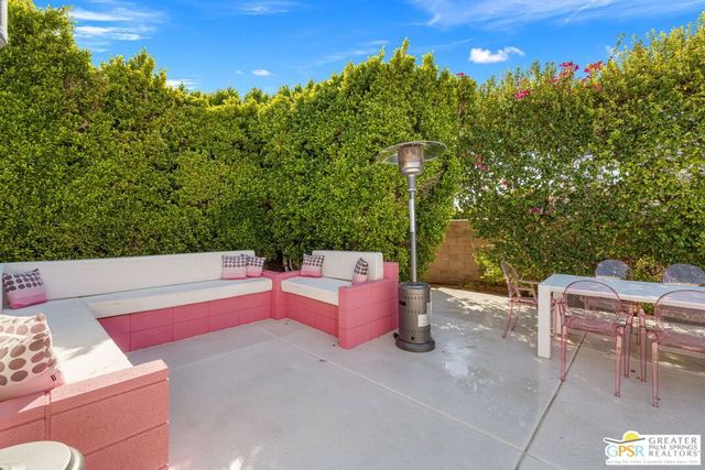 1441 Amelia Way, Palm Springs, CA 92262