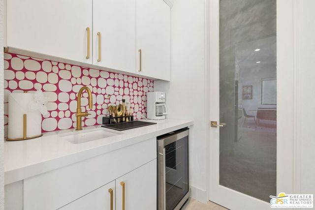 1441 Amelia Way, Palm Springs, CA 92262