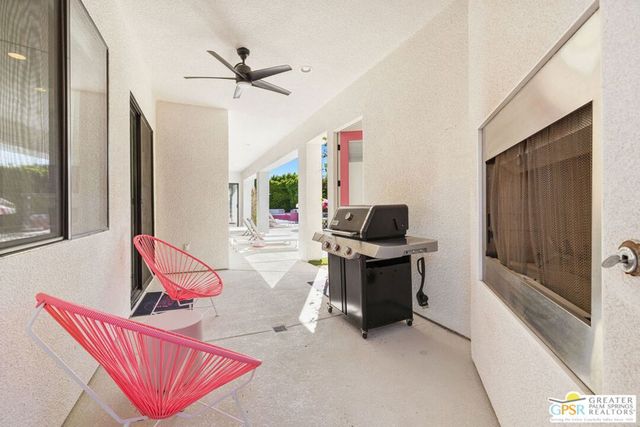 1441 Amelia Way, Palm Springs, CA 92262