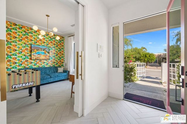 1441 Amelia Way, Palm Springs, CA 92262