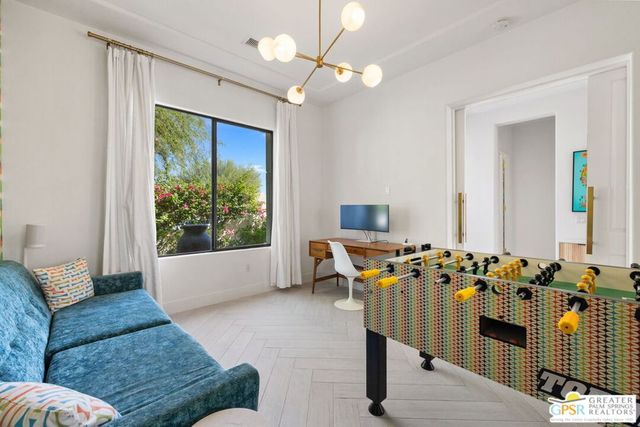 1441 Amelia Way, Palm Springs, CA 92262