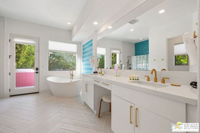 1441 Amelia Way, Palm Springs, CA 92262