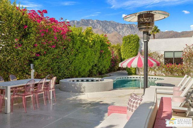 1441 Amelia Way, Palm Springs, CA 92262