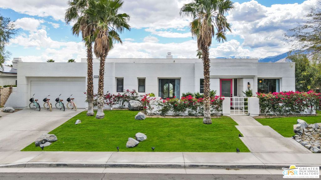 1441 Amelia Way, Palm Springs, CA 92262