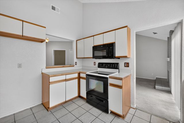 18040 Midway Road 258, Dallas, TX 75287