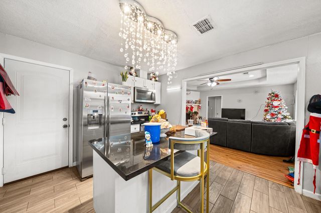 6206 Westbranch Drive, Houston, TX 77072