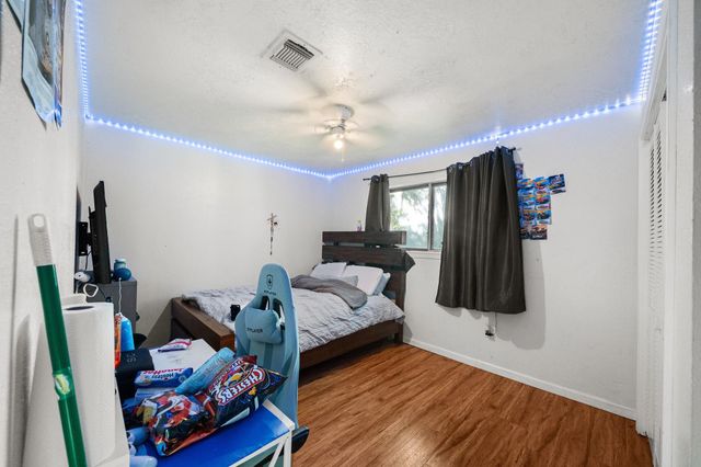 6206 Westbranch Drive, Houston, TX 77072