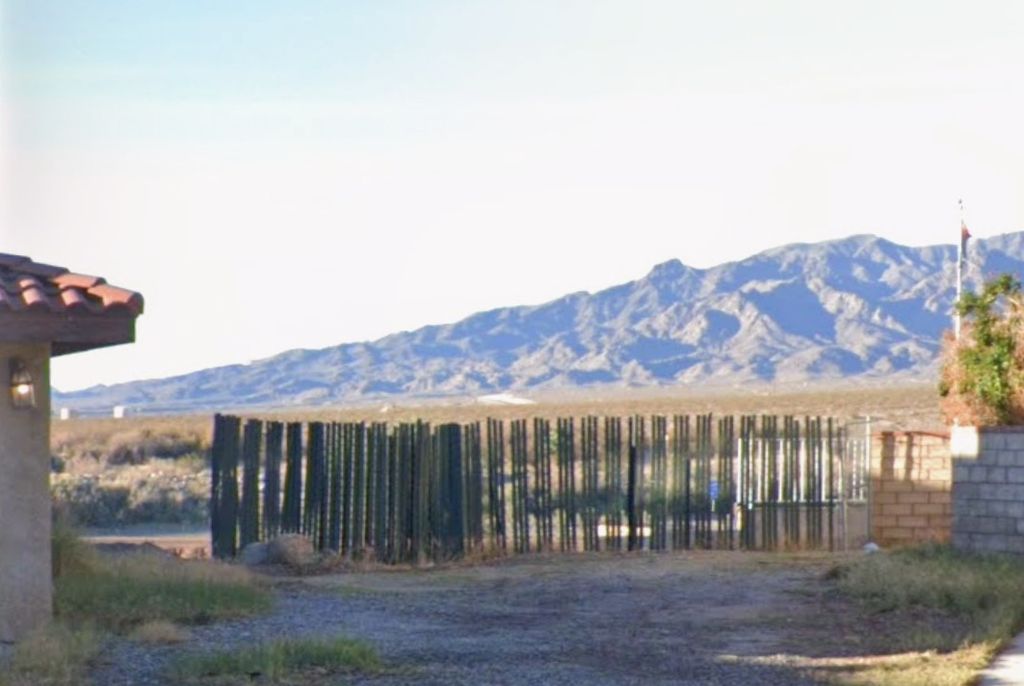 374 Whitewater Drive, Bullhead City, AZ 86442