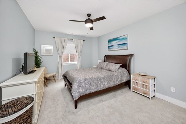 14301 Sheridan Avenue, Urbandale, IA 50323