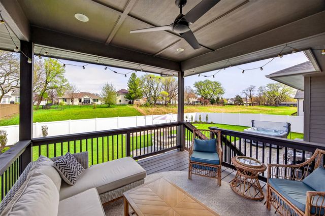 14301 Sheridan Avenue, Urbandale, IA 50323