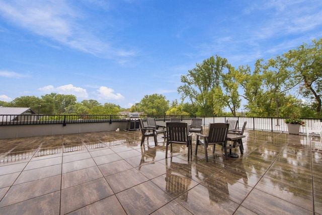 6500 Woodlake Drive 210, Richfield, MN 55423