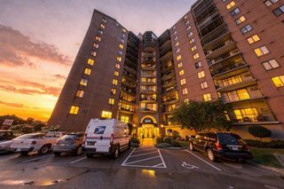 6500 Woodlake Drive 210, Richfield, MN 55423