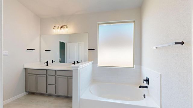 15126 Planeview DR, Salado, TX 76571
