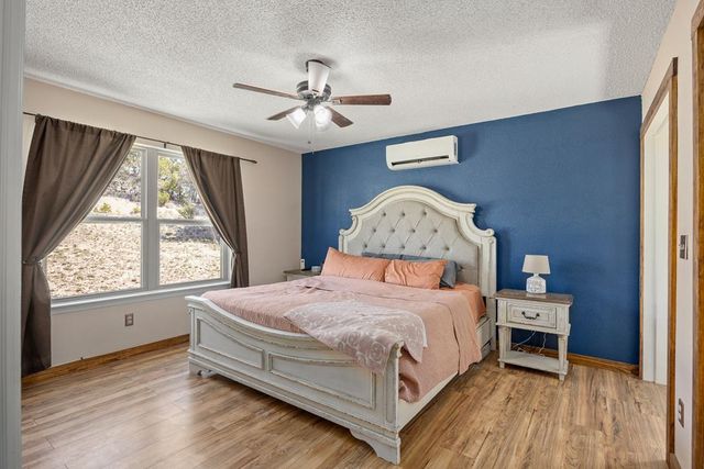 106 Robin Hill, Kerrville, TX 78028