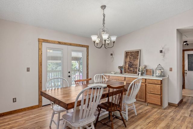 106 Robin Hill, Kerrville, TX 78028