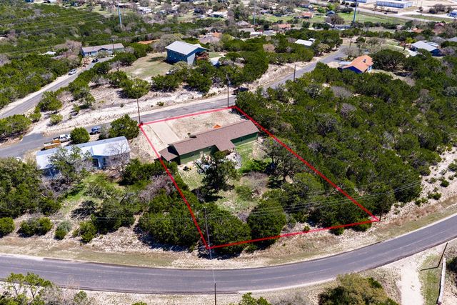 106 Robin Hill, Kerrville, TX 78028