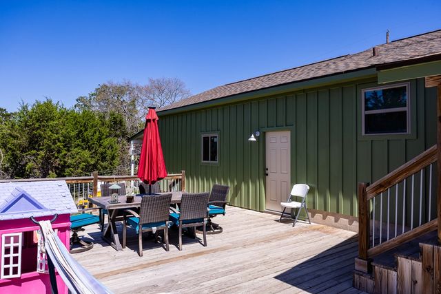 106 Robin Hill, Kerrville, TX 78028