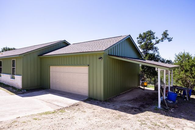 106 Robin Hill, Kerrville, TX 78028