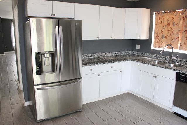 5352 S Shields Avenue, Chicago, IL 60609