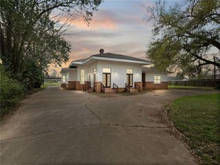 5411 DIXIE Lane, Alexandria, LA 71301