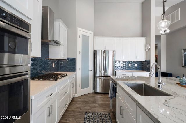 7027 E BARWICK Drive, Scottsdale, AZ 85266