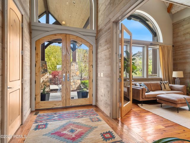 6438 E Summit Cove, Huntsville, UT 84317