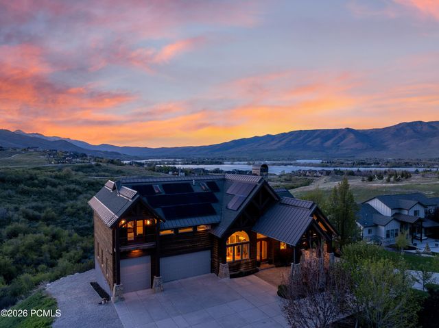 6438 E Summit Cove, Huntsville, UT 84317