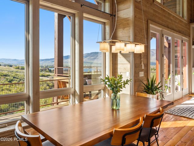 6438 E Summit Cove, Huntsville, UT 84317
