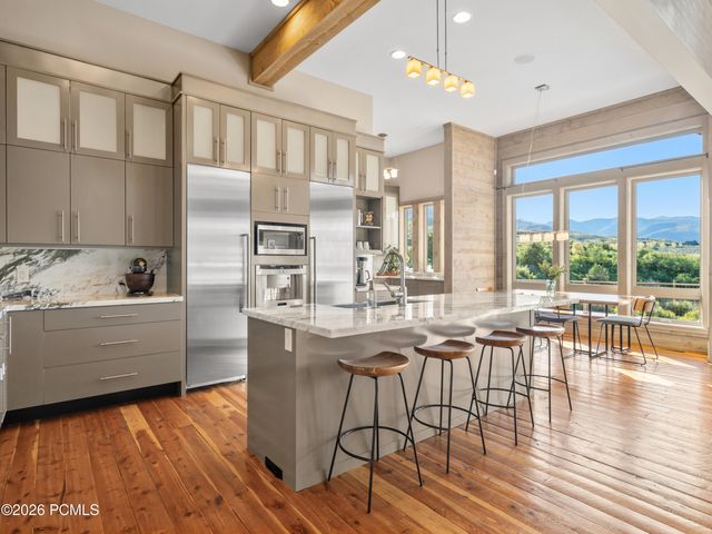 6438 E Summit Cove, Huntsville, UT 84317