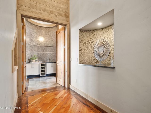 6438 E Summit Cove, Huntsville, UT 84317