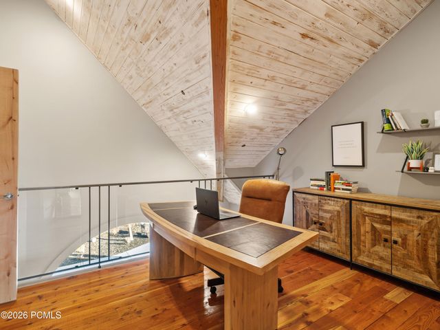 6438 E Summit Cove, Huntsville, UT 84317