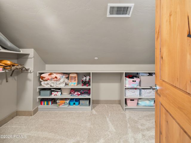 6438 E Summit Cove, Huntsville, UT 84317