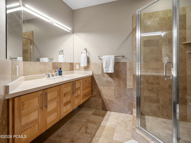 6438 E Summit Cove, Huntsville, UT 84317