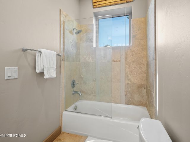 6438 E Summit Cove, Huntsville, UT 84317