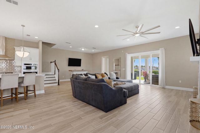 599 MARQUESA Circle, St. Johns, FL 32259