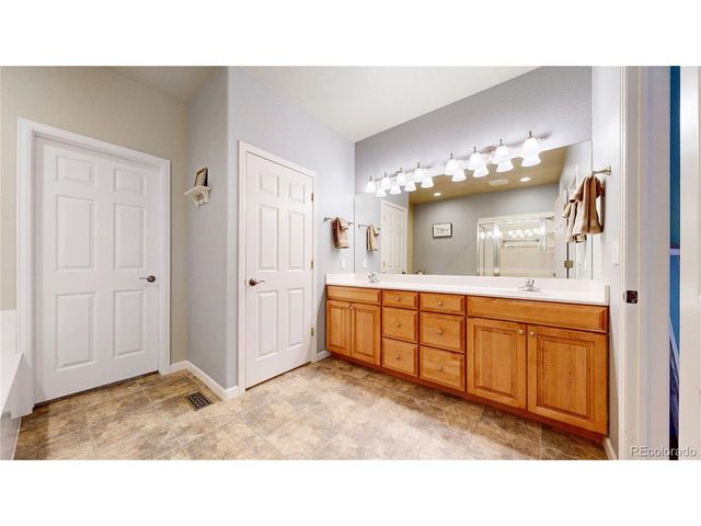 1003 19th St, Golden, CO 80401