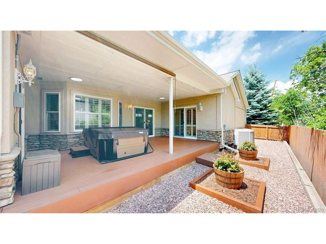 1003 19th St, Golden, CO 80401