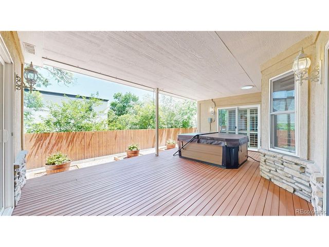 1003 19th St, Golden, CO 80401