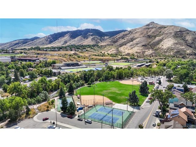 1003 19th St, Golden, CO 80401