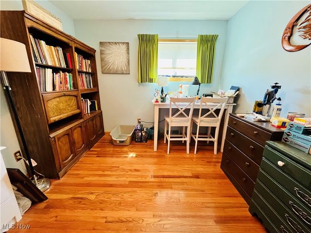 29448 Vinewood Drive, Wickliffe, OH 44092