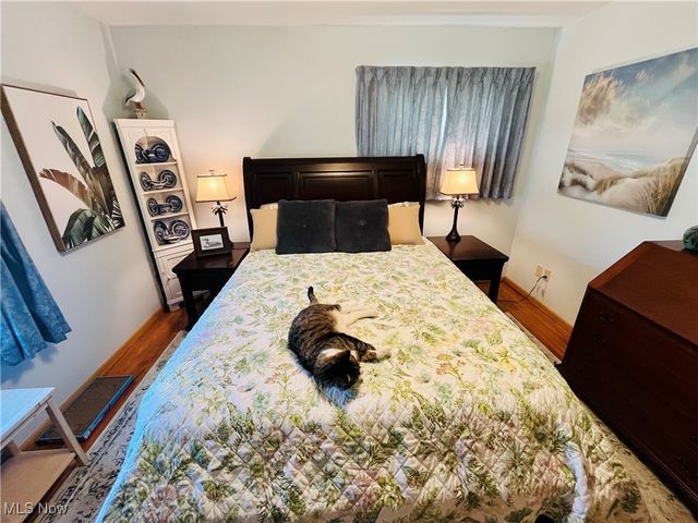 29448 Vinewood Drive, Wickliffe, OH 44092