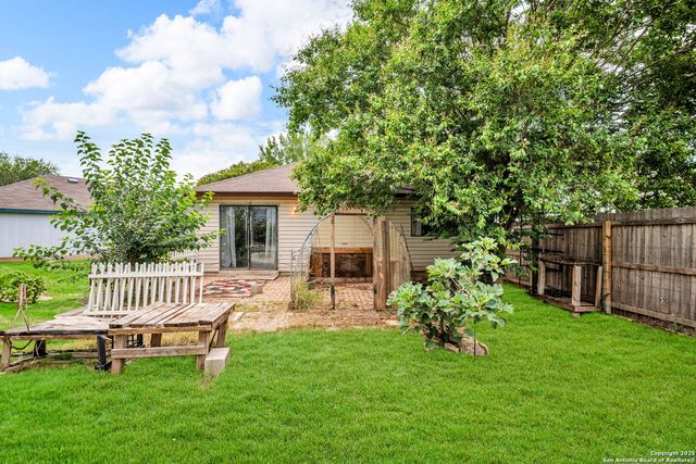 9727 Astin Place, San Antonio, TX 78251