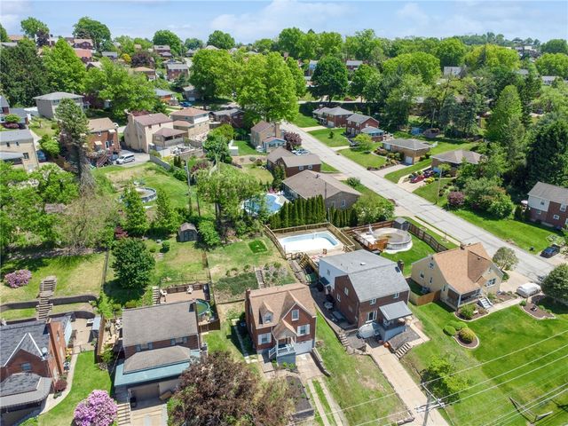 3645 W Run Rd, Munhall, PA 15120