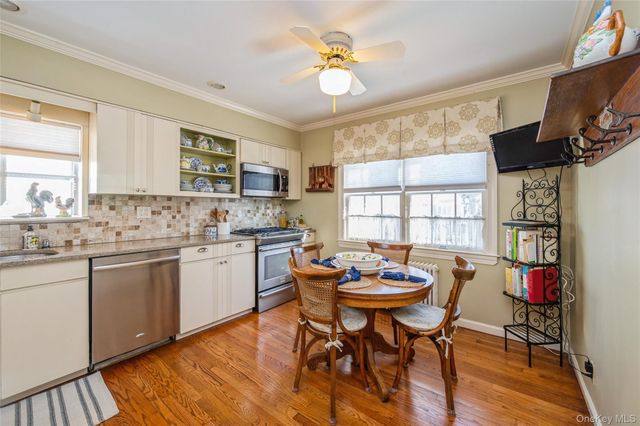 191 Euston Road S, Garden City South, NY 11530