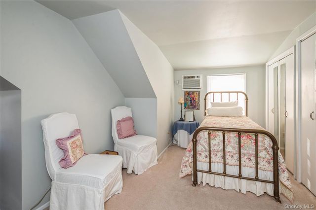 191 Euston Road S, Garden City South, NY 11530