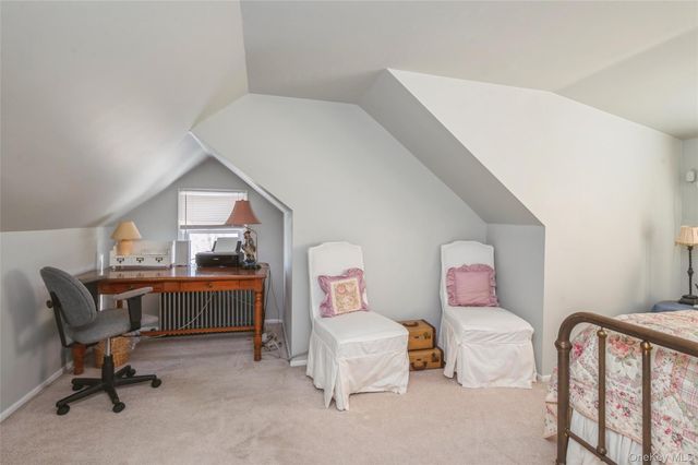 191 Euston Road S, Garden City South, NY 11530