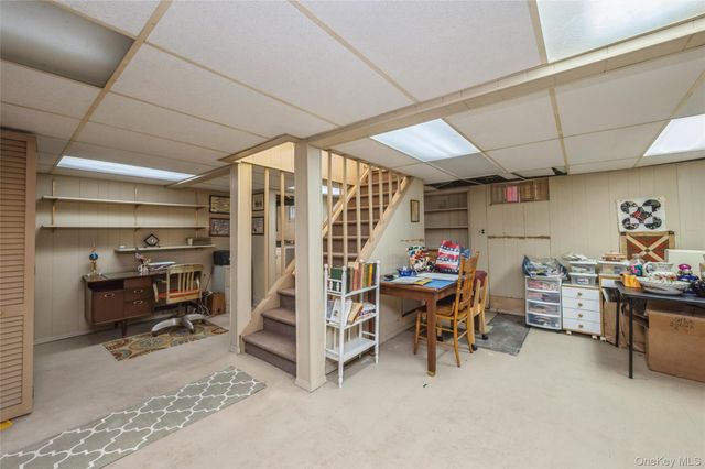 191 Euston Road S, Garden City South, NY 11530