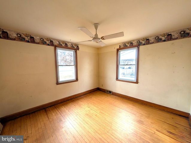 7718 TRAPPE RD, Dundalk, MD 21222